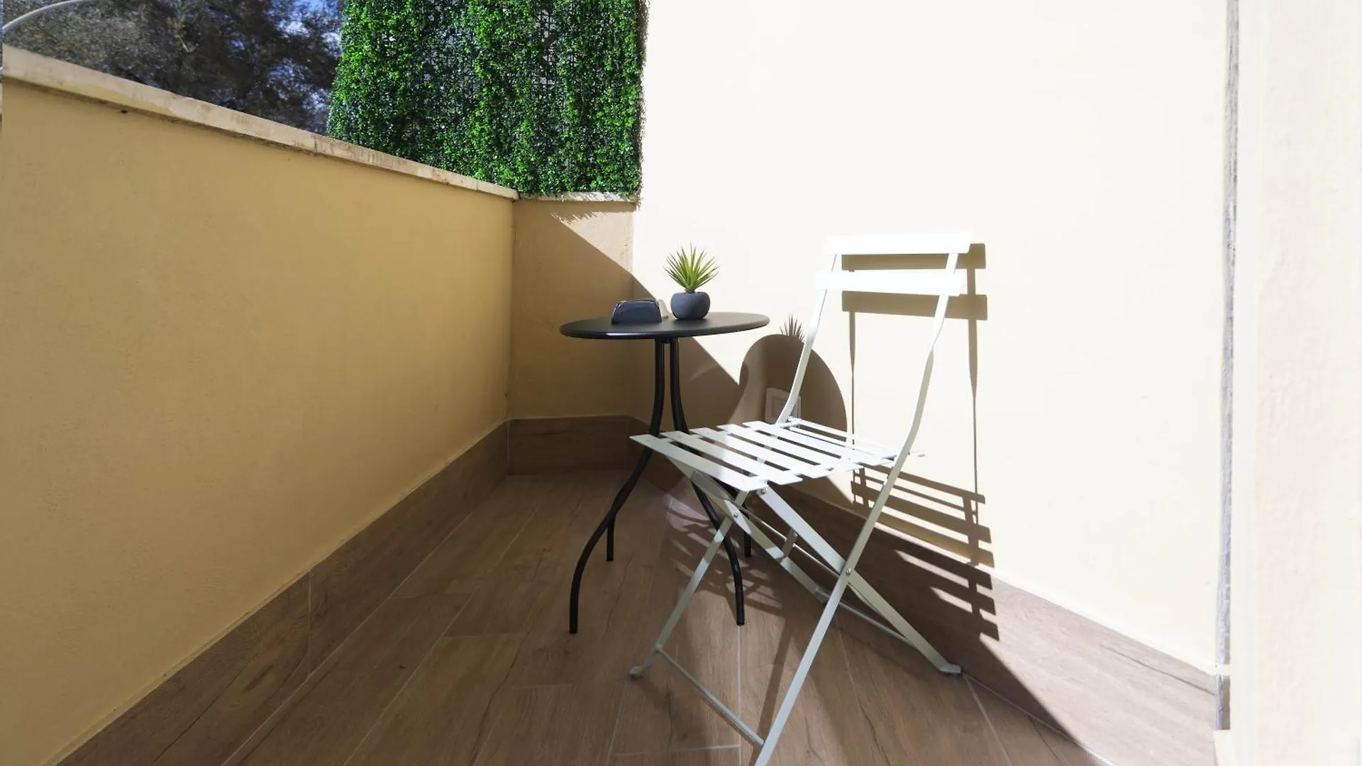 Genesi Suites Rome