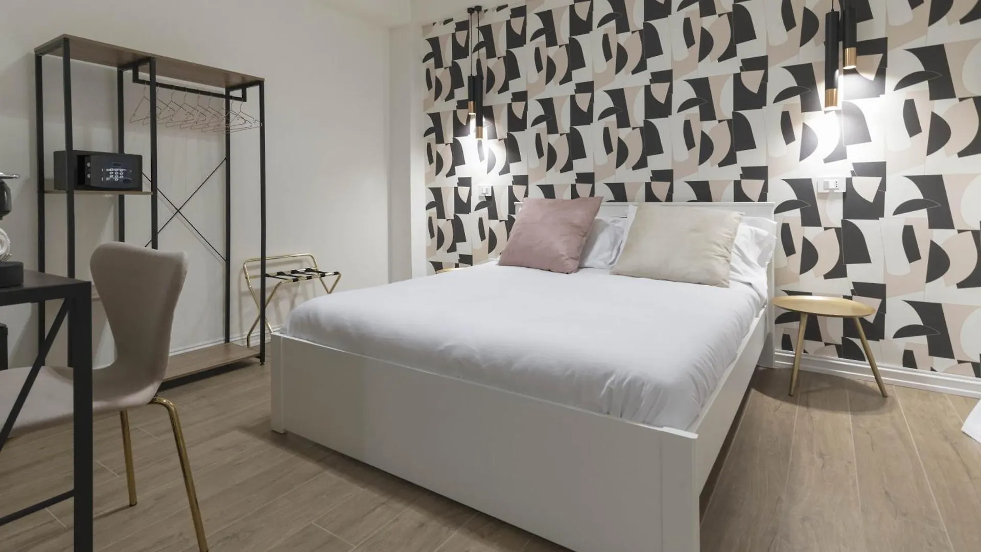 Genesi Suites Rome 0*,  Italy