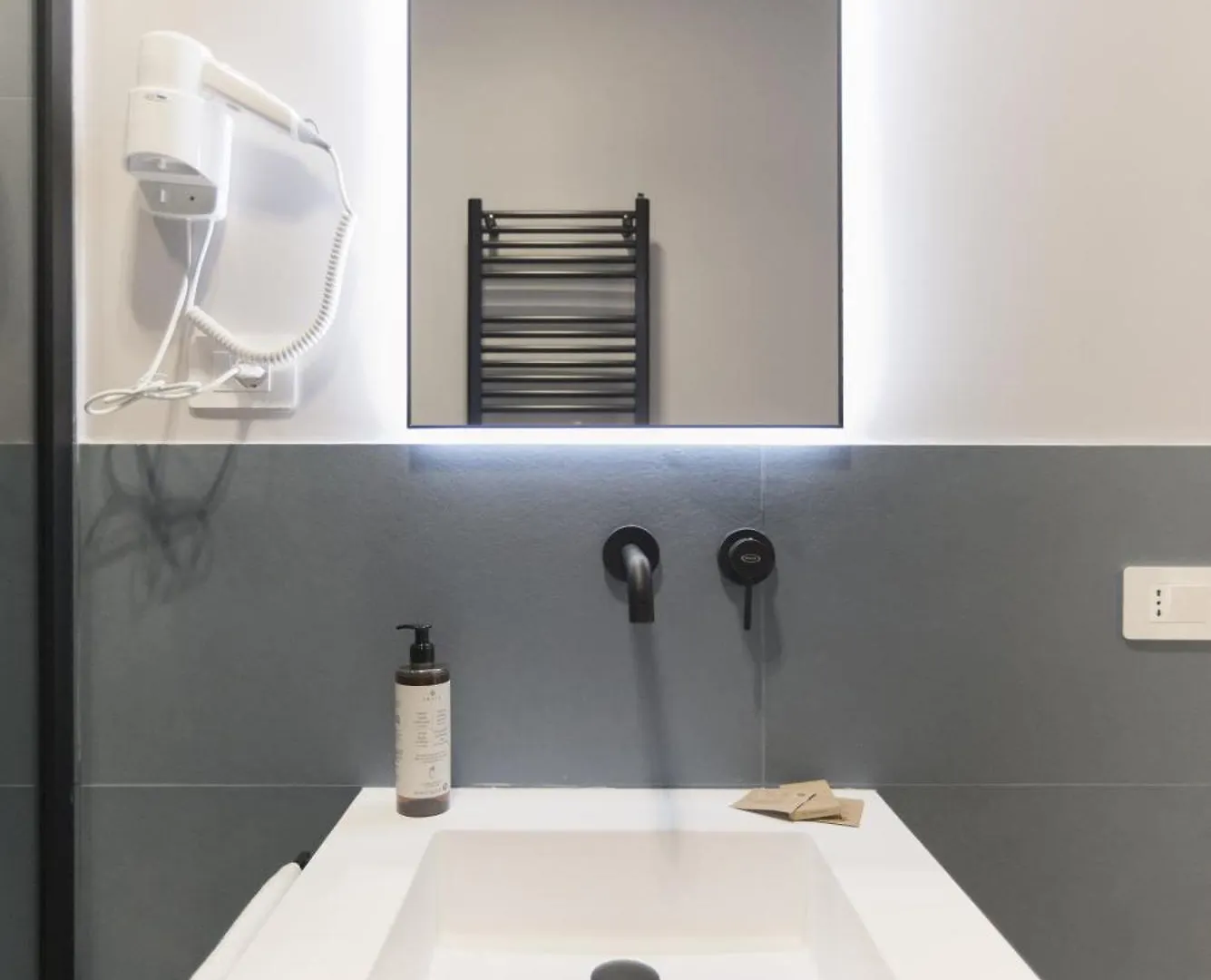 Guest house Genesi Suites Rome Italy
